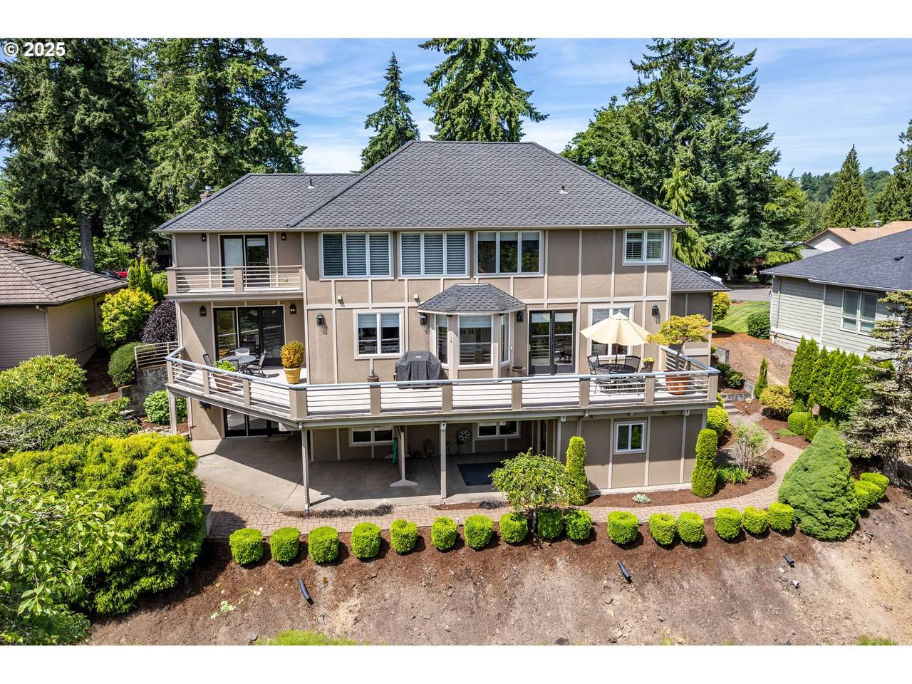 https://bt-photos.global.ssl.fastly.net/portland/1280_boomver_1_440602303-2.jpg