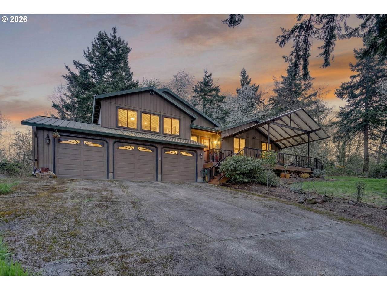 https://bt-photos.global.ssl.fastly.net/portland/1280_boomver_1_440609120-2.jpg