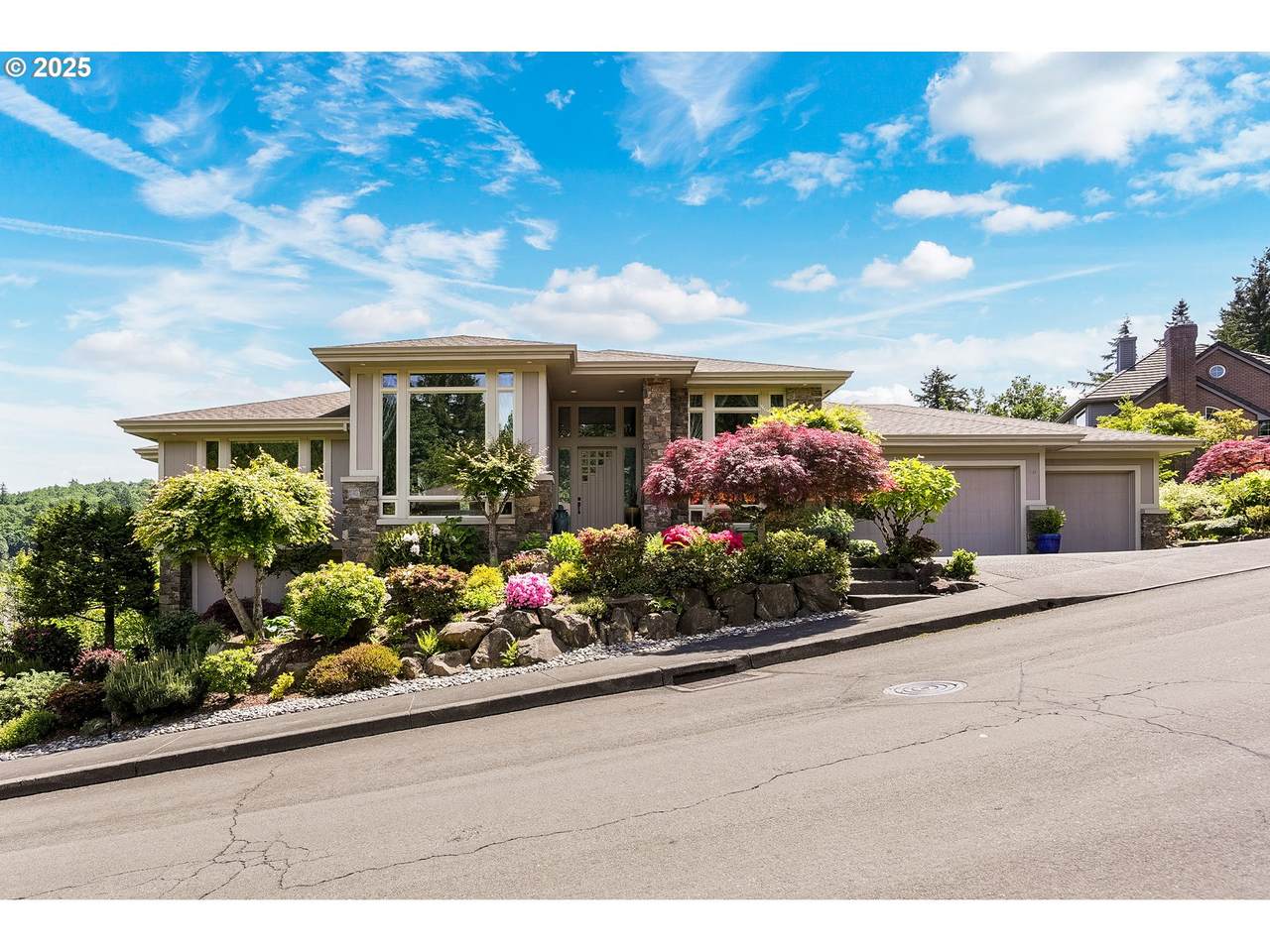 50 Avondale Ct - Photo 1