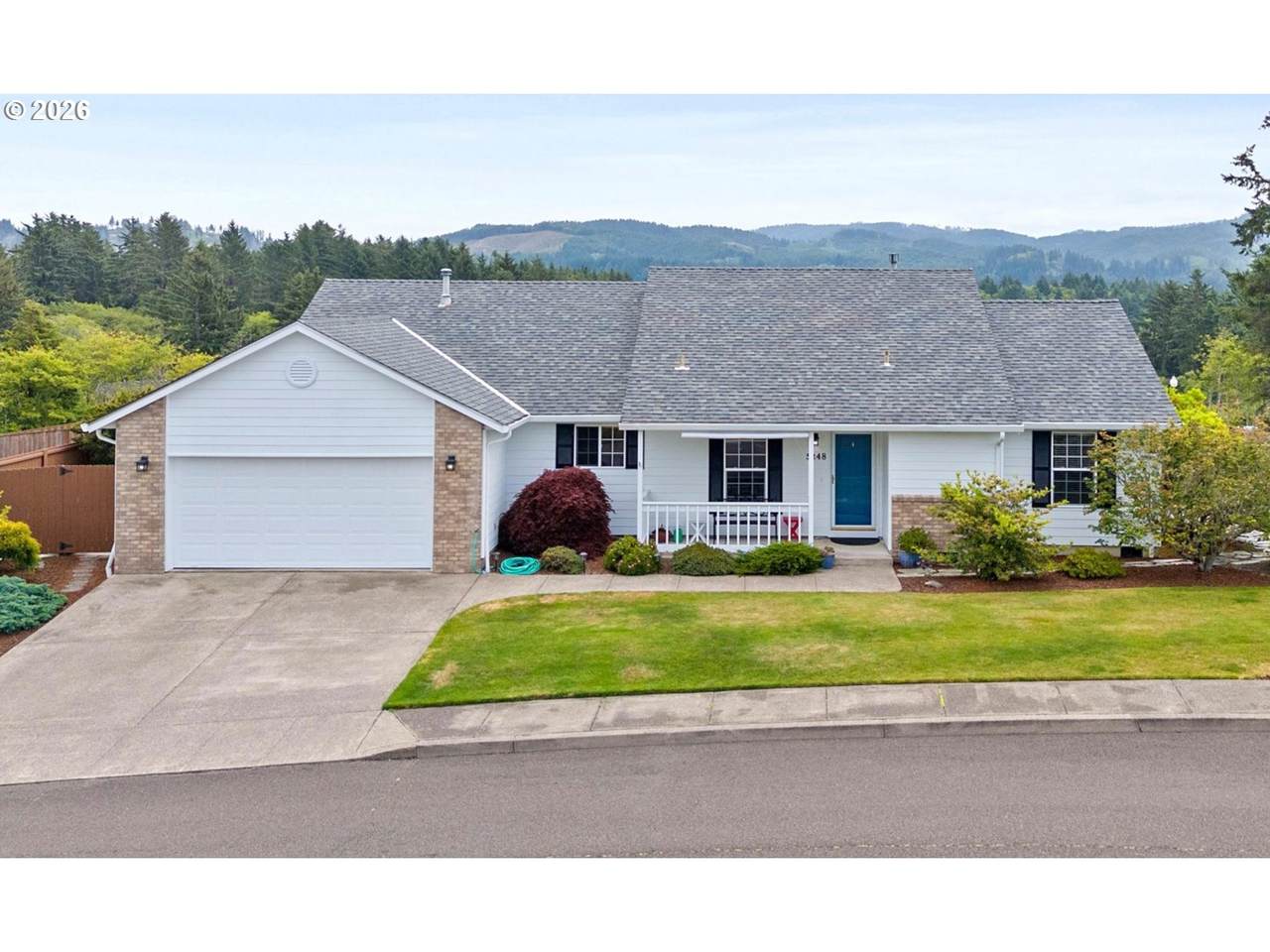5248 Voyage Ave - Photo 1