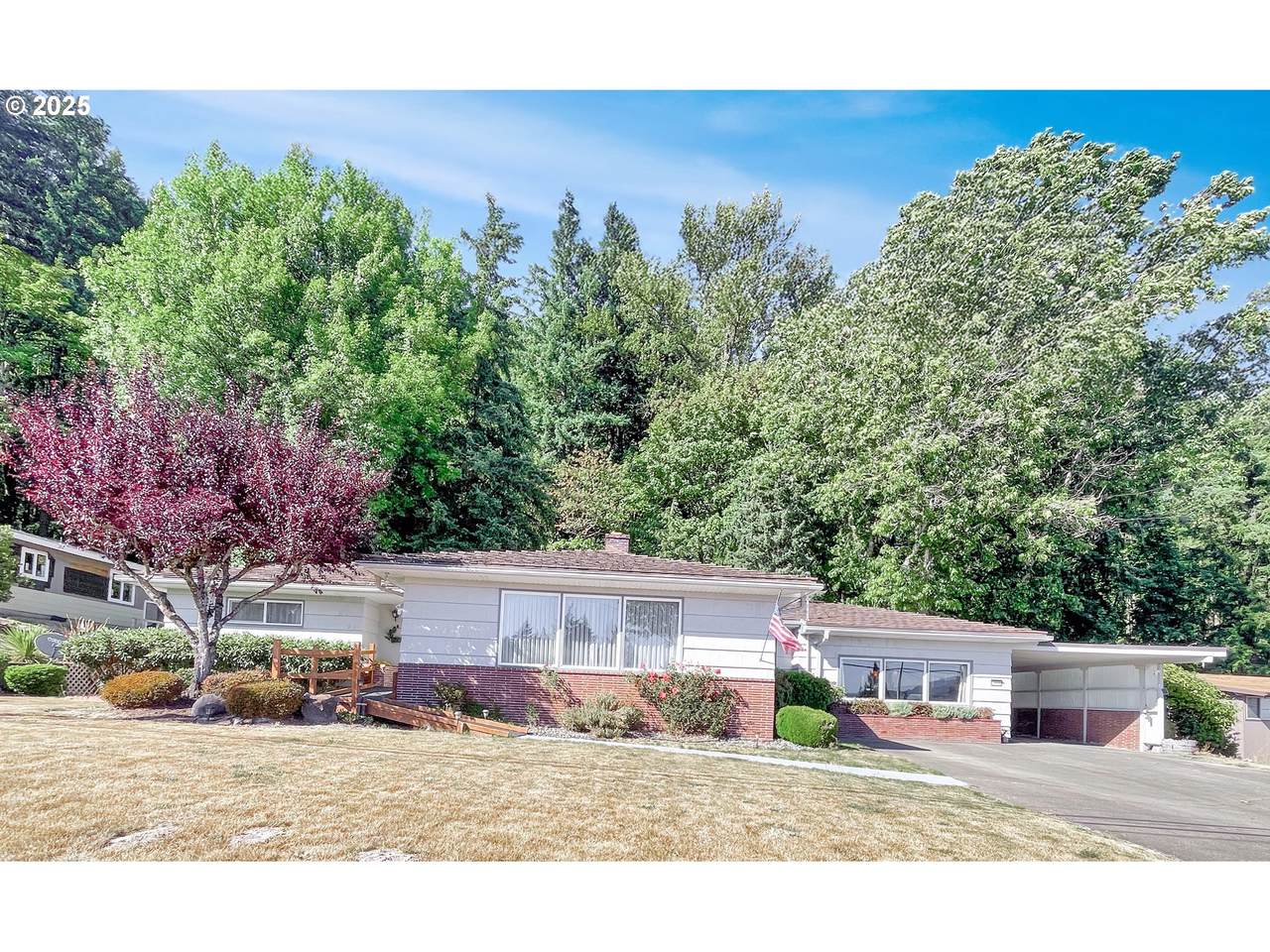 2116 Cascade Way - Photo 1