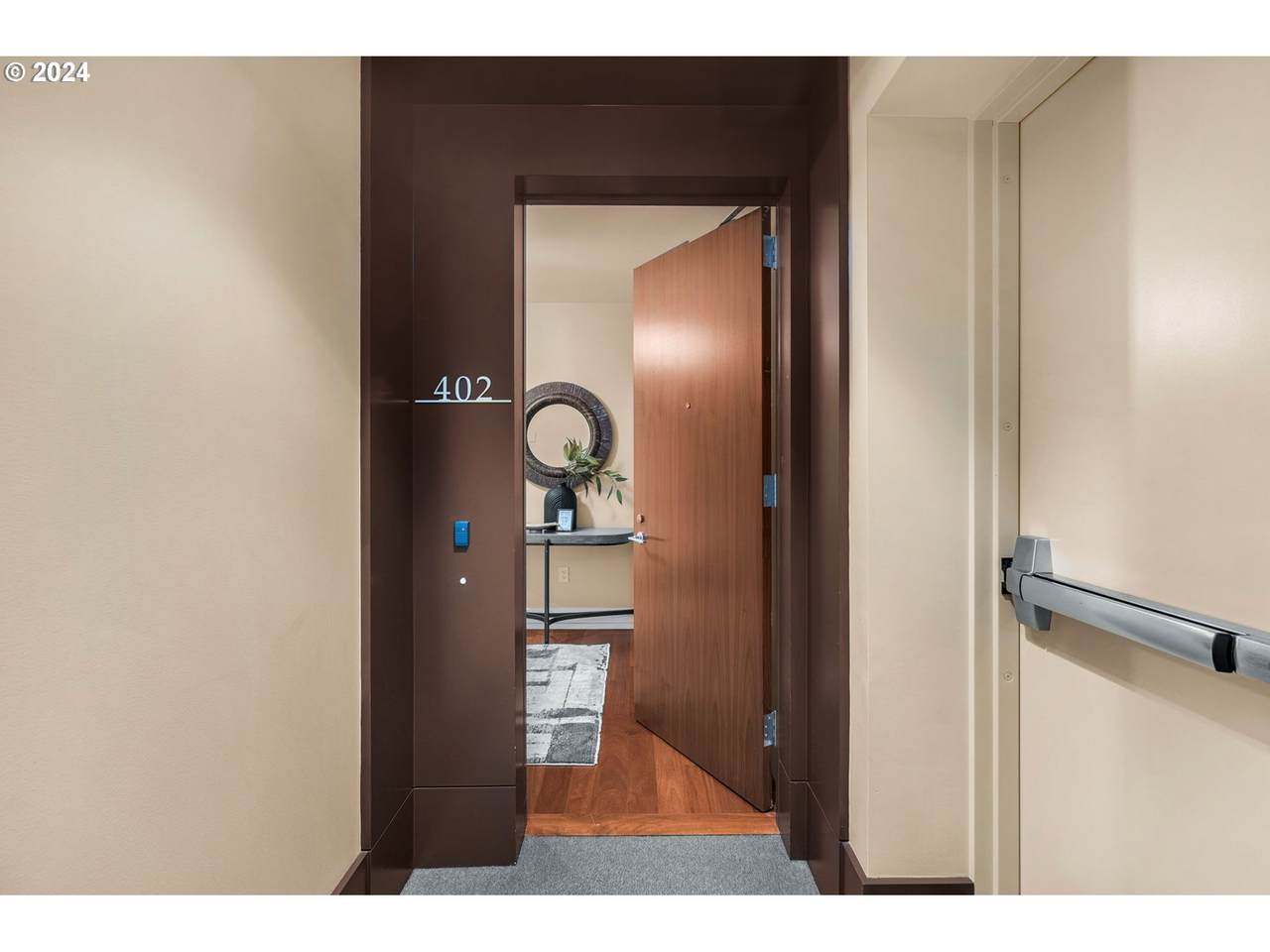 https://bt-photos.global.ssl.fastly.net/portland/1280_boomver_1_442673907-2.jpg