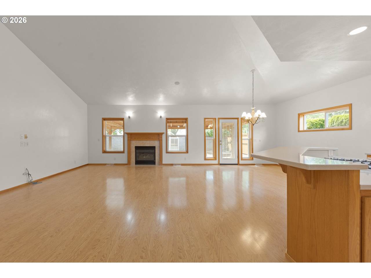 https://bt-photos.global.ssl.fastly.net/portland/1280_boomver_1_444787957-2.jpg