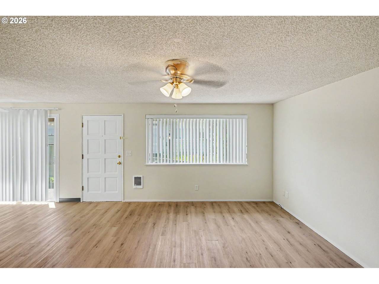 https://bt-photos.global.ssl.fastly.net/portland/1280_boomver_1_444800379-2.jpg