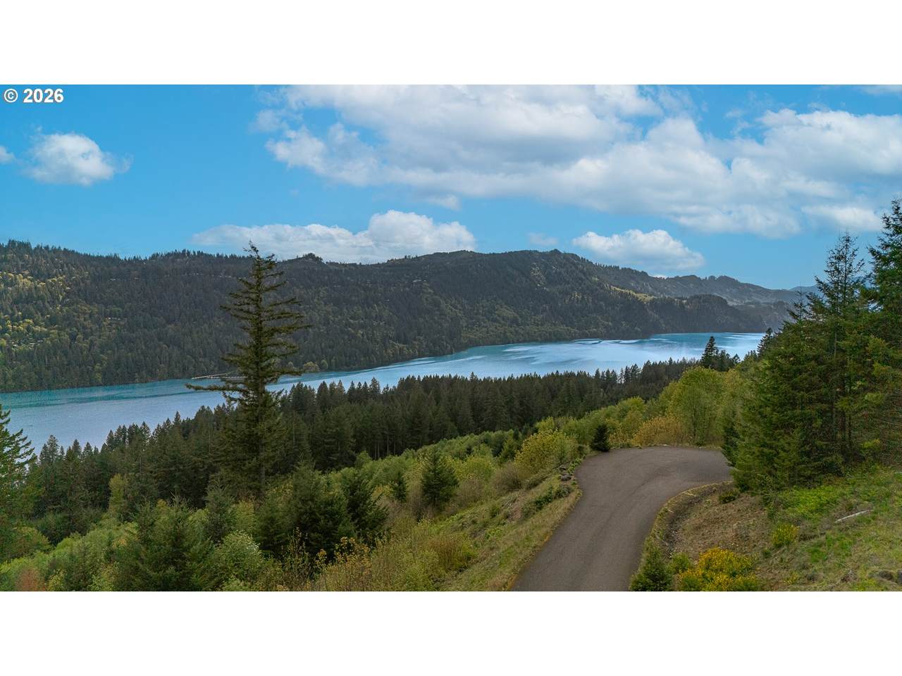 https://bt-photos.global.ssl.fastly.net/portland/1280_boomver_1_445801728-2.jpg