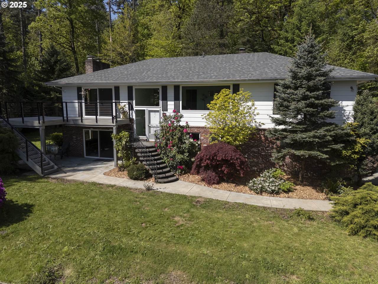 94 46TH Dr - Photo 1