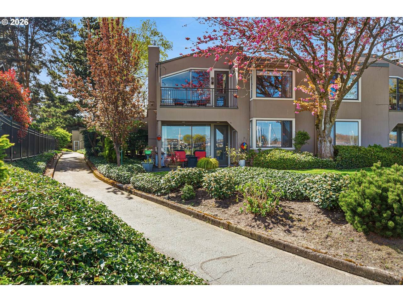 401 Tomahawk Island Dr - Photo 1