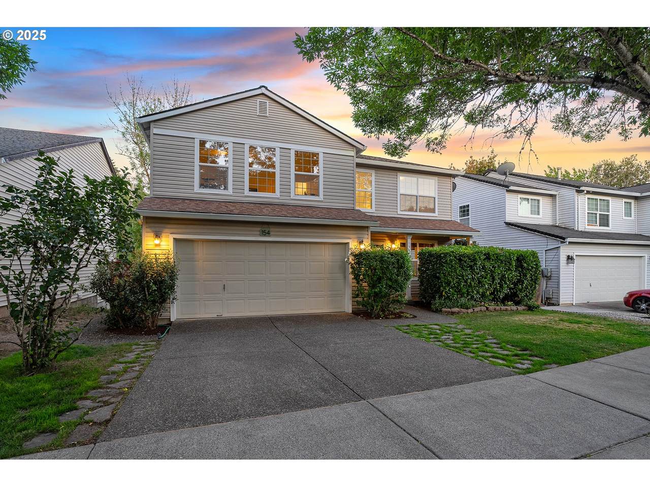 154 Danbury Ave - Photo 1