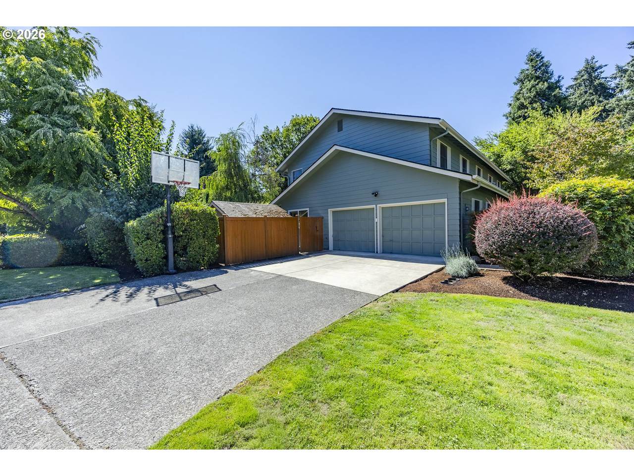 https://bt-photos.global.ssl.fastly.net/portland/1280_boomver_1_450033636-2.jpg