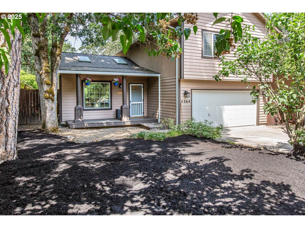 4364 Fox Hollow Rd - Photo 1