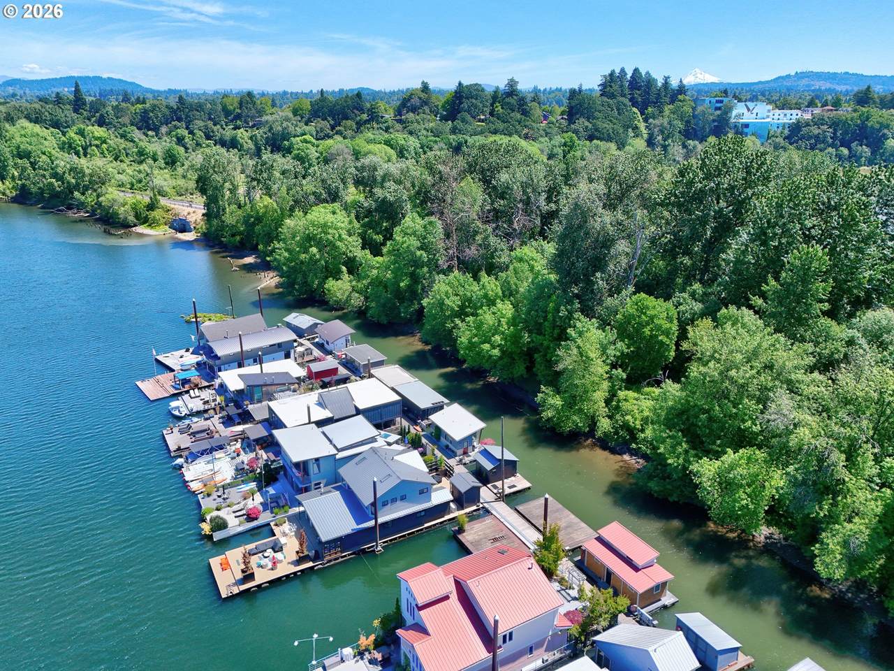 https://bt-photos.global.ssl.fastly.net/portland/1280_boomver_1_450514966-2.jpg