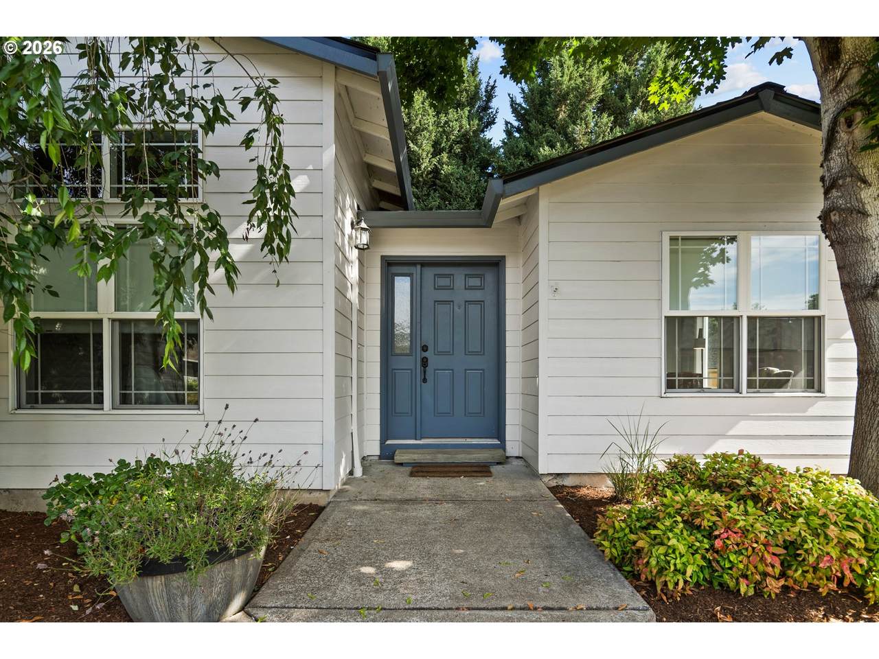 141 Cody Ct - Photo 1