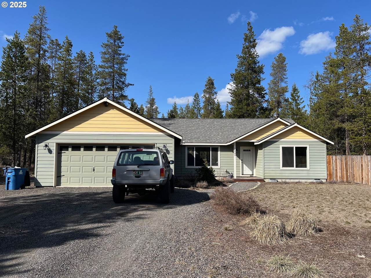 16042 Sparks Dr - Photo 1