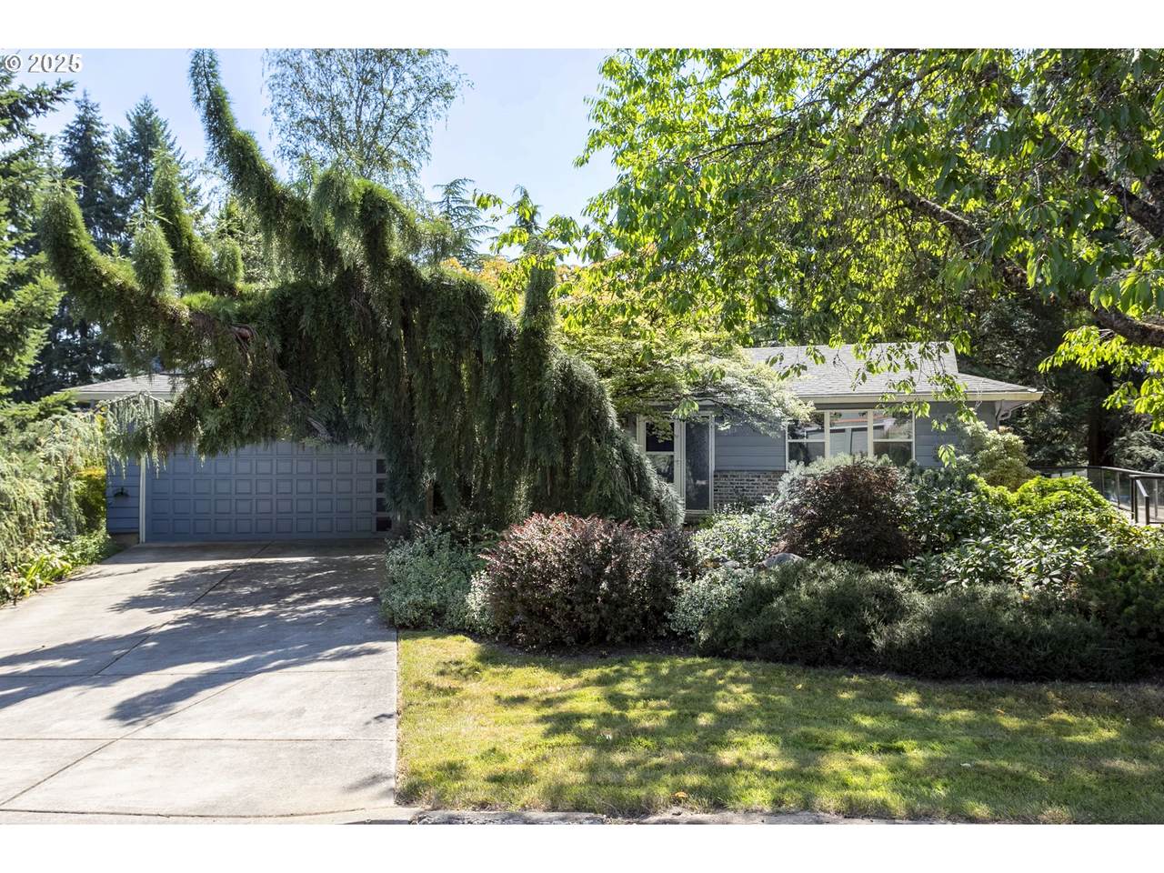 12413 20TH Ave - Photo 1