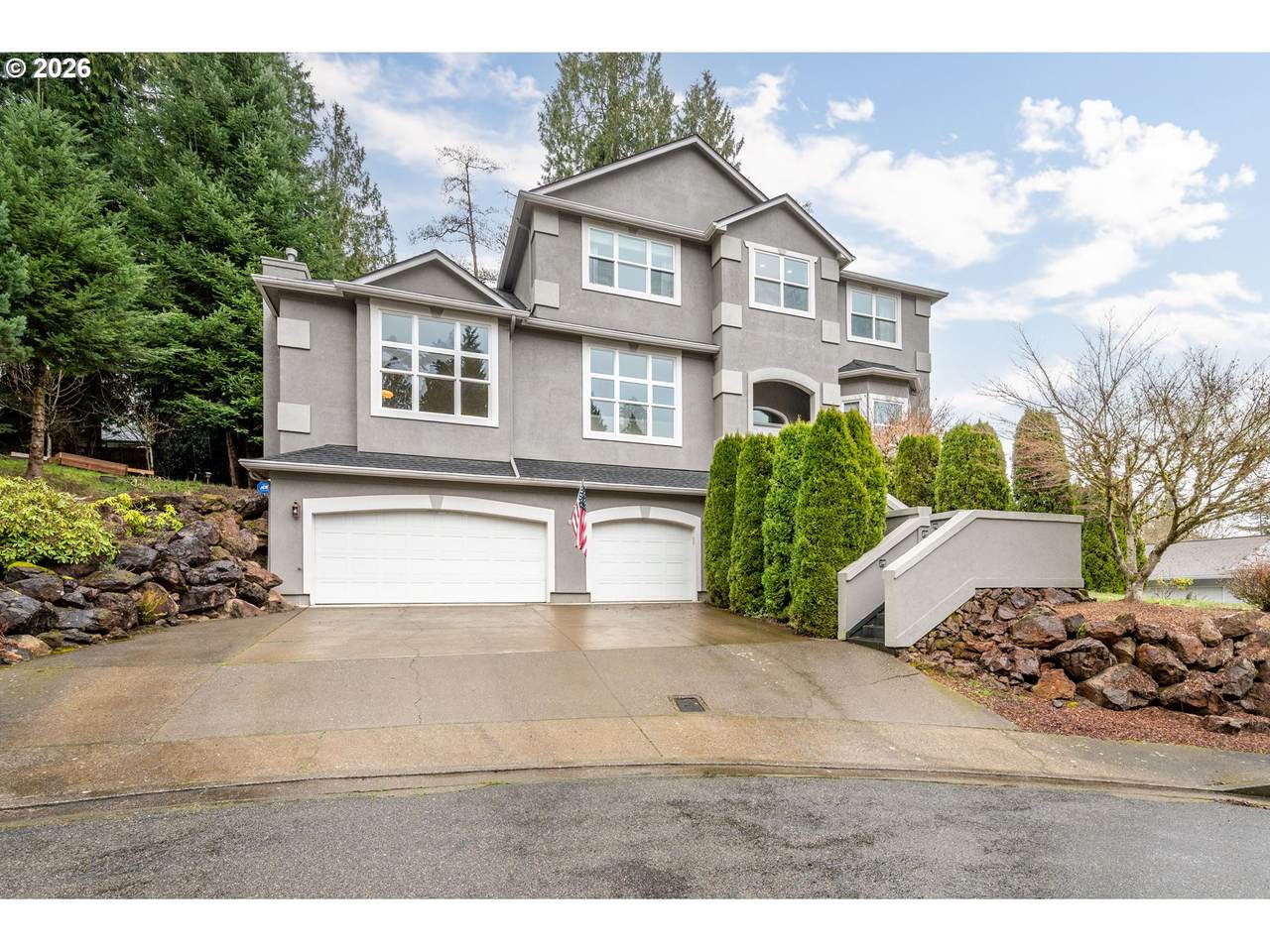 250 St James Pl - Photo 1