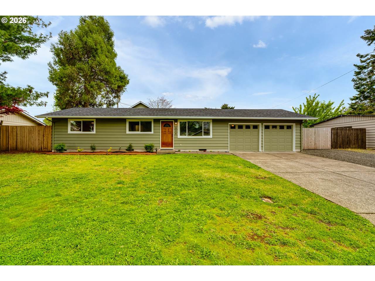328 Dean Ave - Photo 1