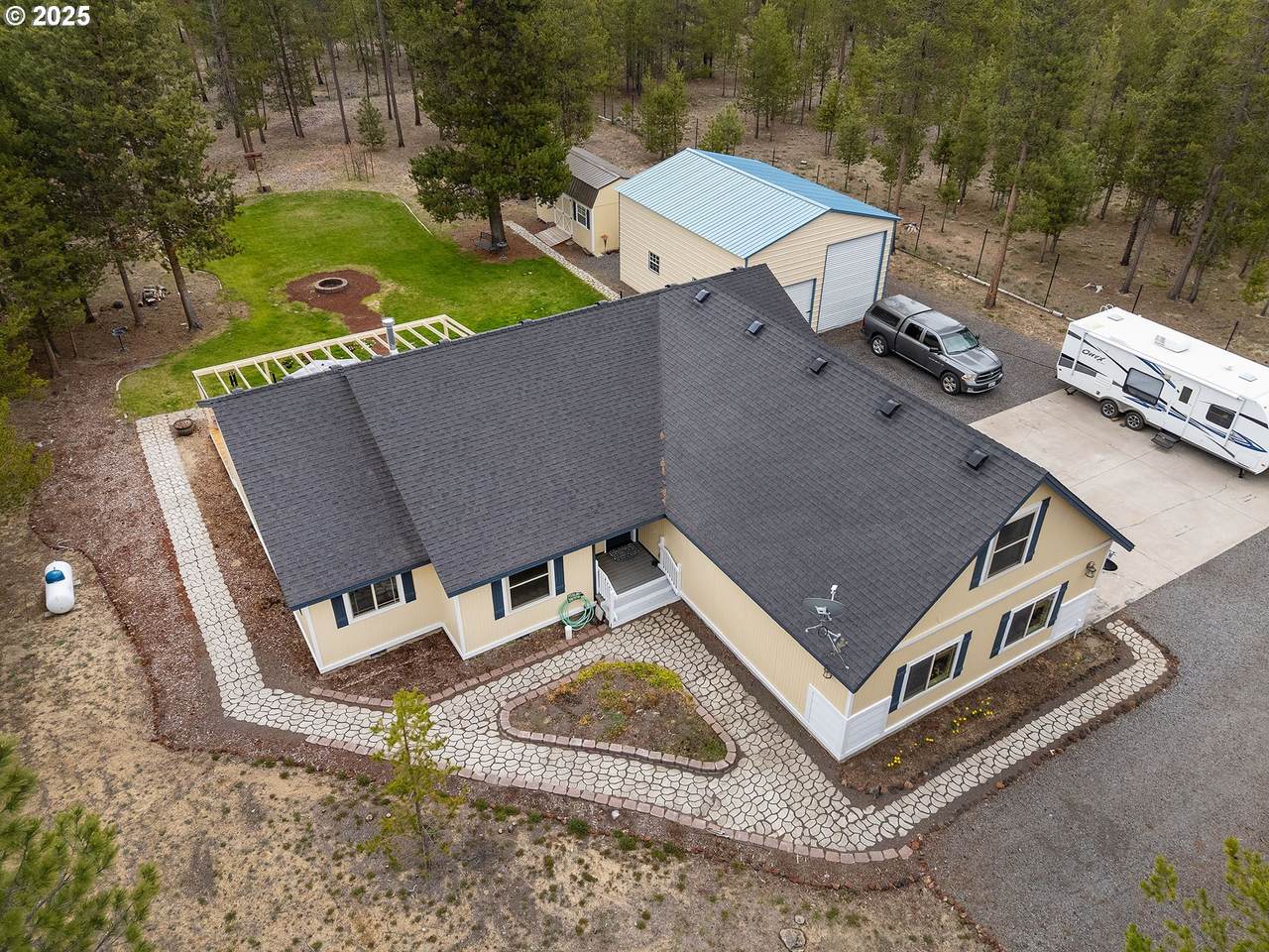 145343 Birchwood Dr - Photo 1