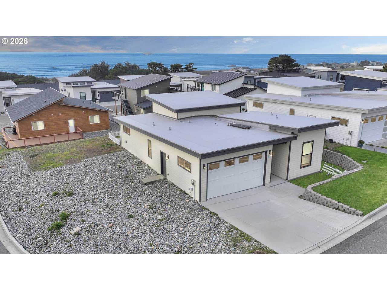 30396 Driftwood Dr - Photo 1