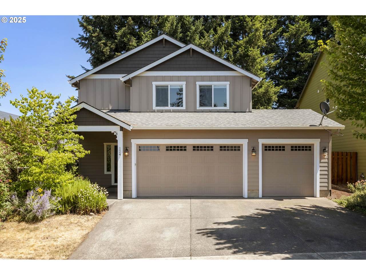 124 Megan Dr - Photo 1