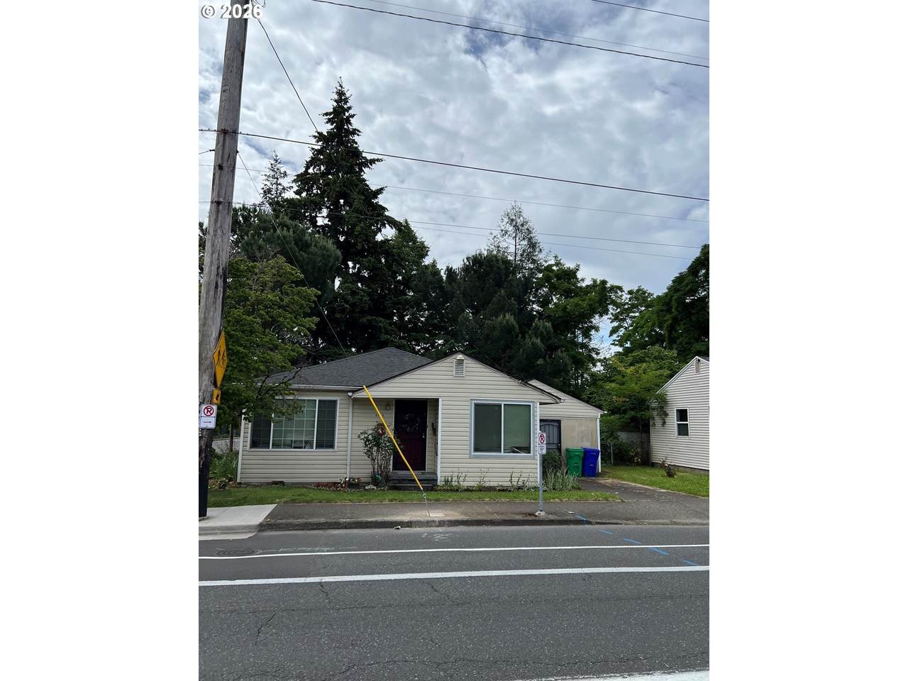 9948 Holgate Blvd - Photo 1