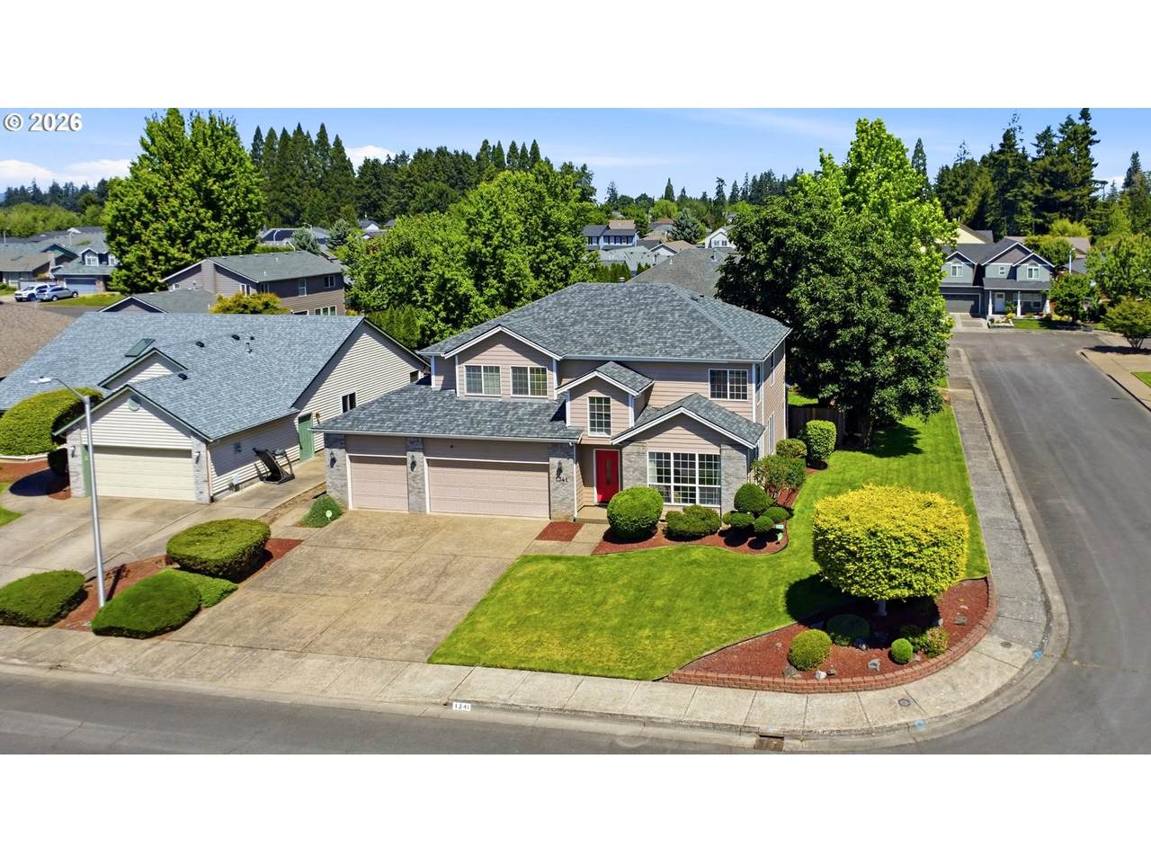 https://bt-photos.global.ssl.fastly.net/portland/1280_boomver_1_454597987-2.jpg