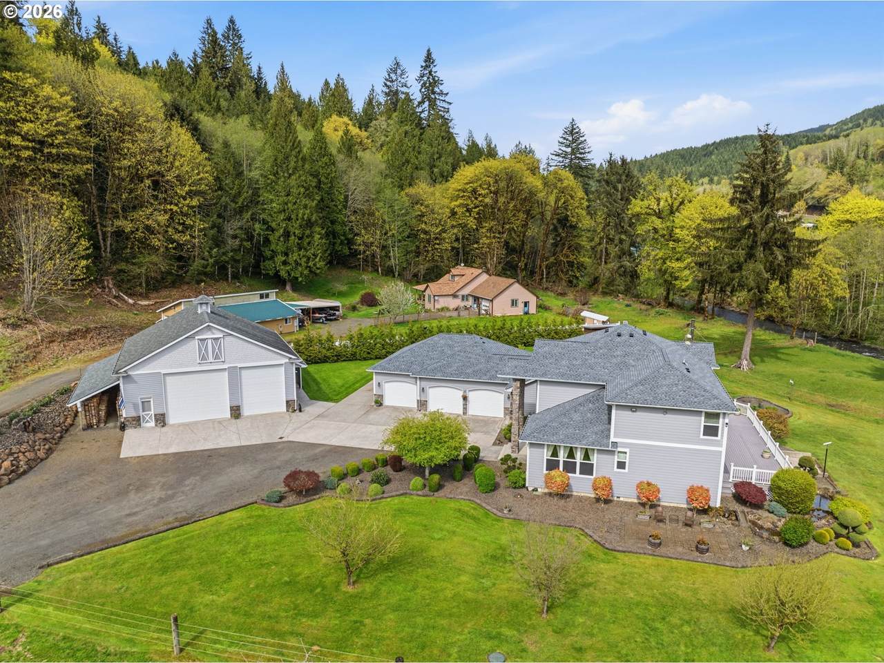 480 Apple Creek Rd - Photo 1