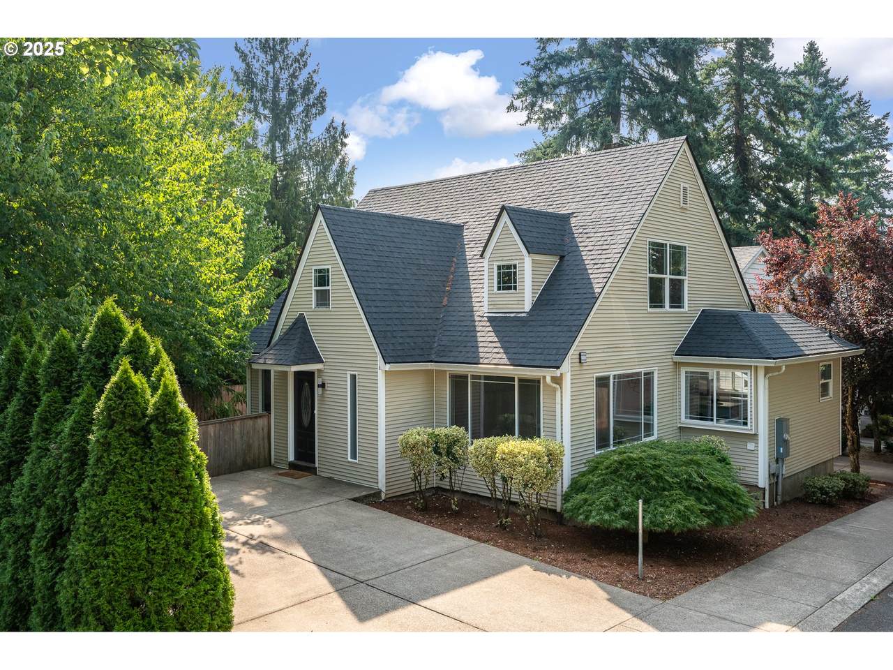 13332 Harold St - Photo 1