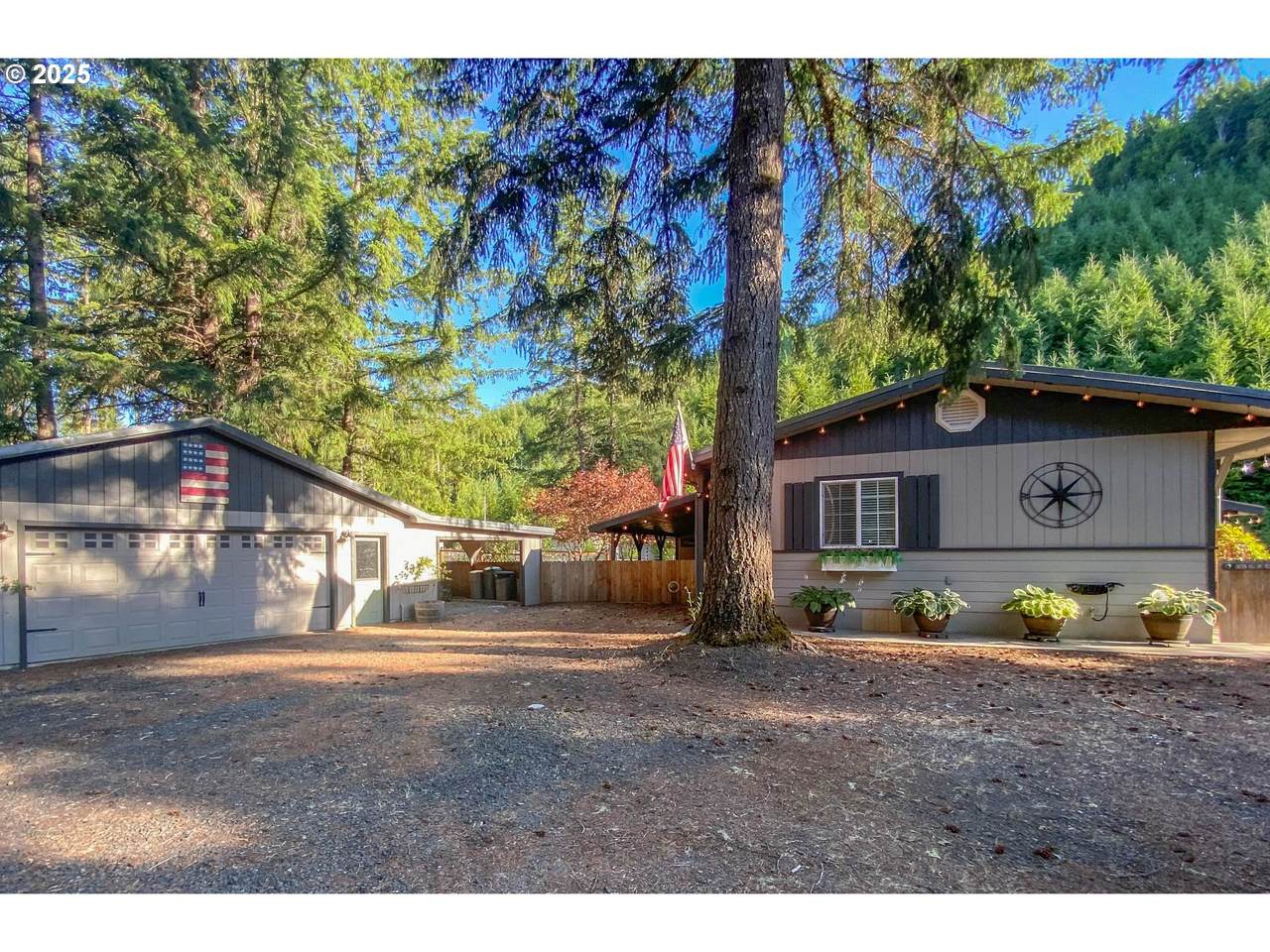 358 Anita Ln - Photo 1