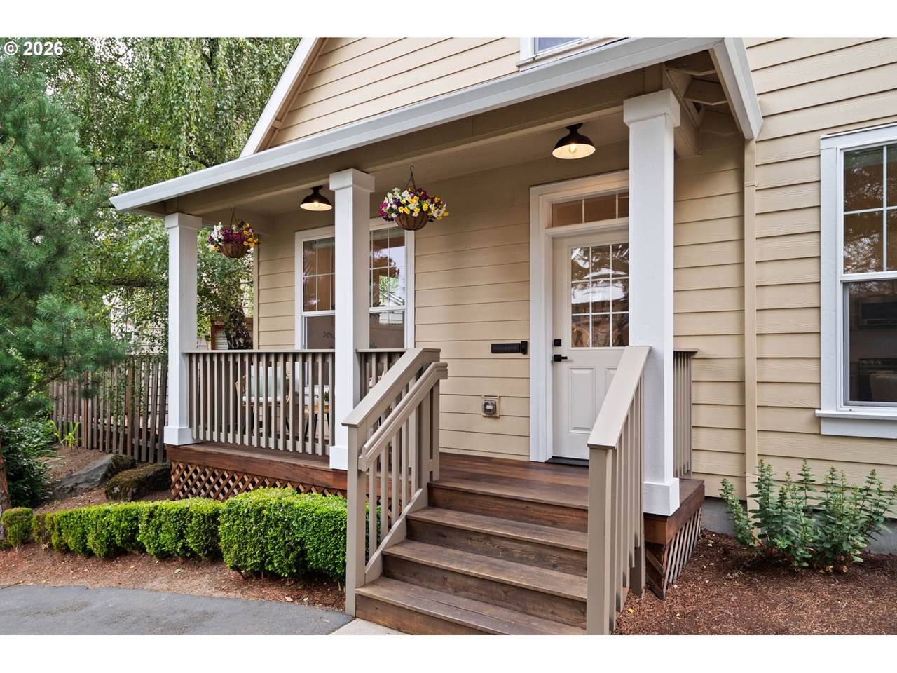 https://bt-photos.global.ssl.fastly.net/portland/1280_boomver_1_459485120-2.jpg