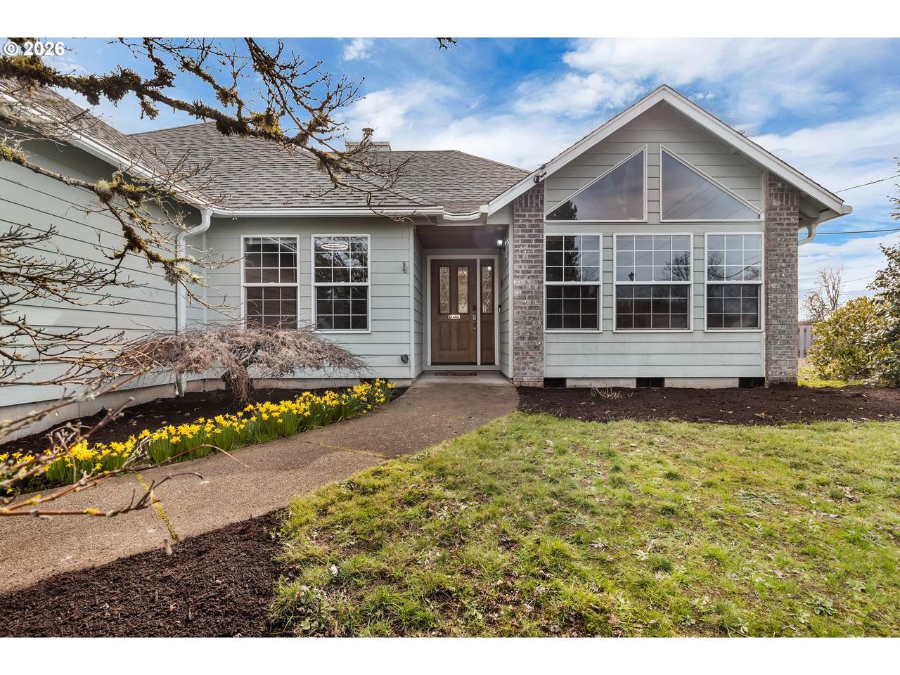 1420 Hoffman Dr - Photo 1