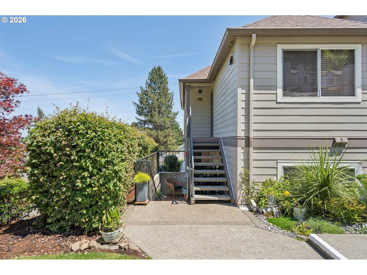 https://bt-photos.global.ssl.fastly.net/portland/1280_boomver_1_460854609-2.jpg
