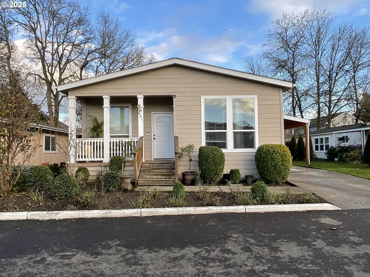 861 Liberty Bell Dr - Photo 1