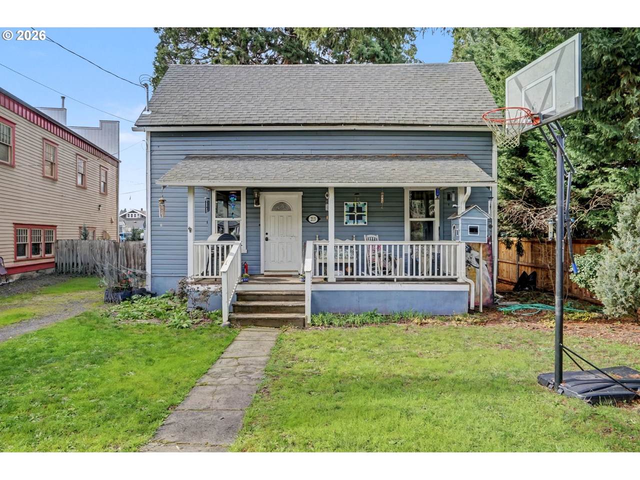 213 Mill St - Photo 1