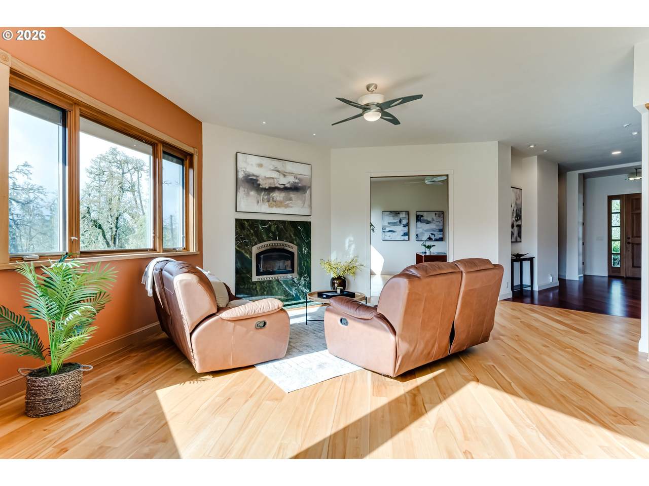 https://bt-photos.global.ssl.fastly.net/portland/1280_boomver_1_465301295-2.jpg