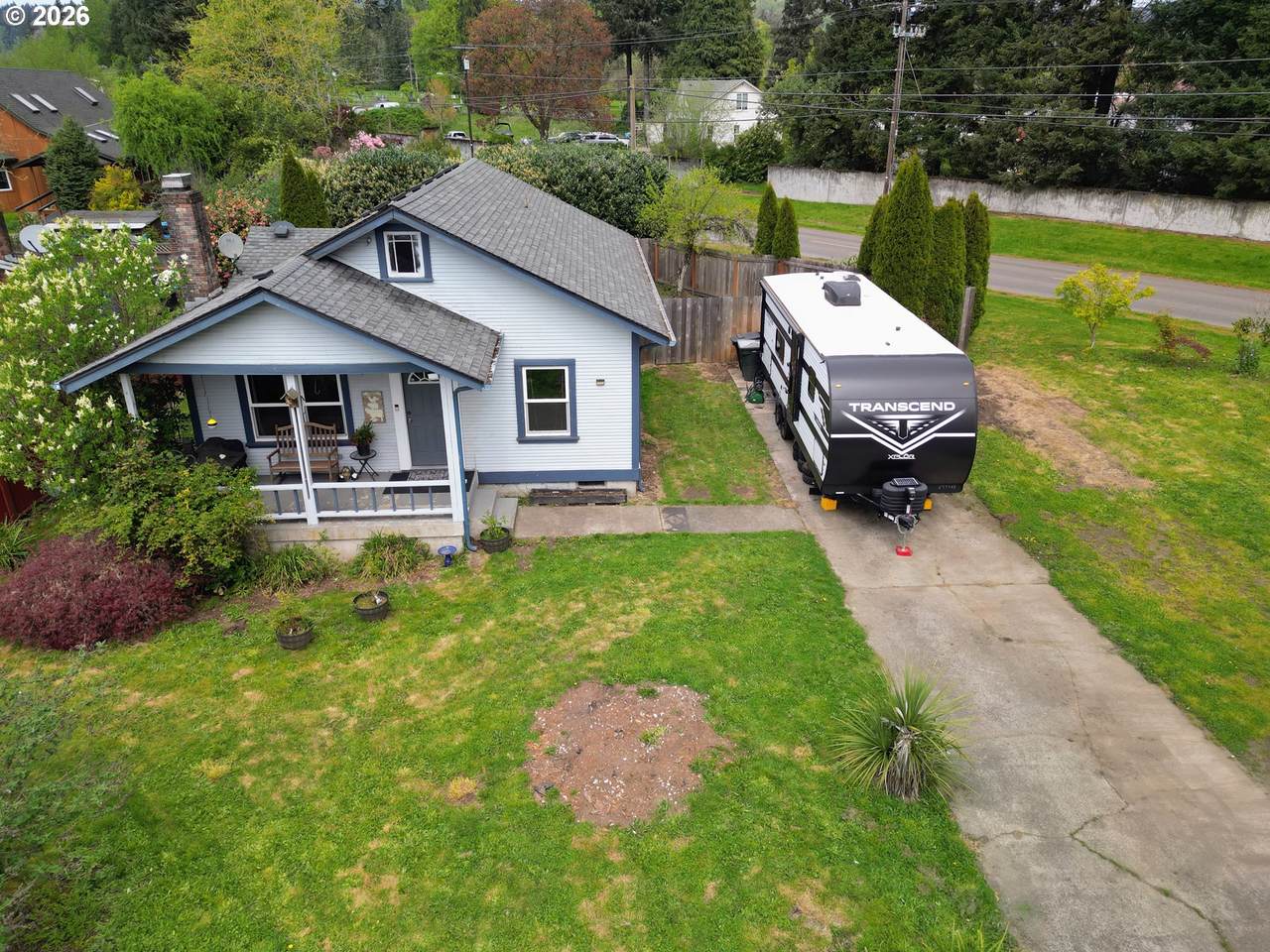 210 Rosewood St - Photo 1
