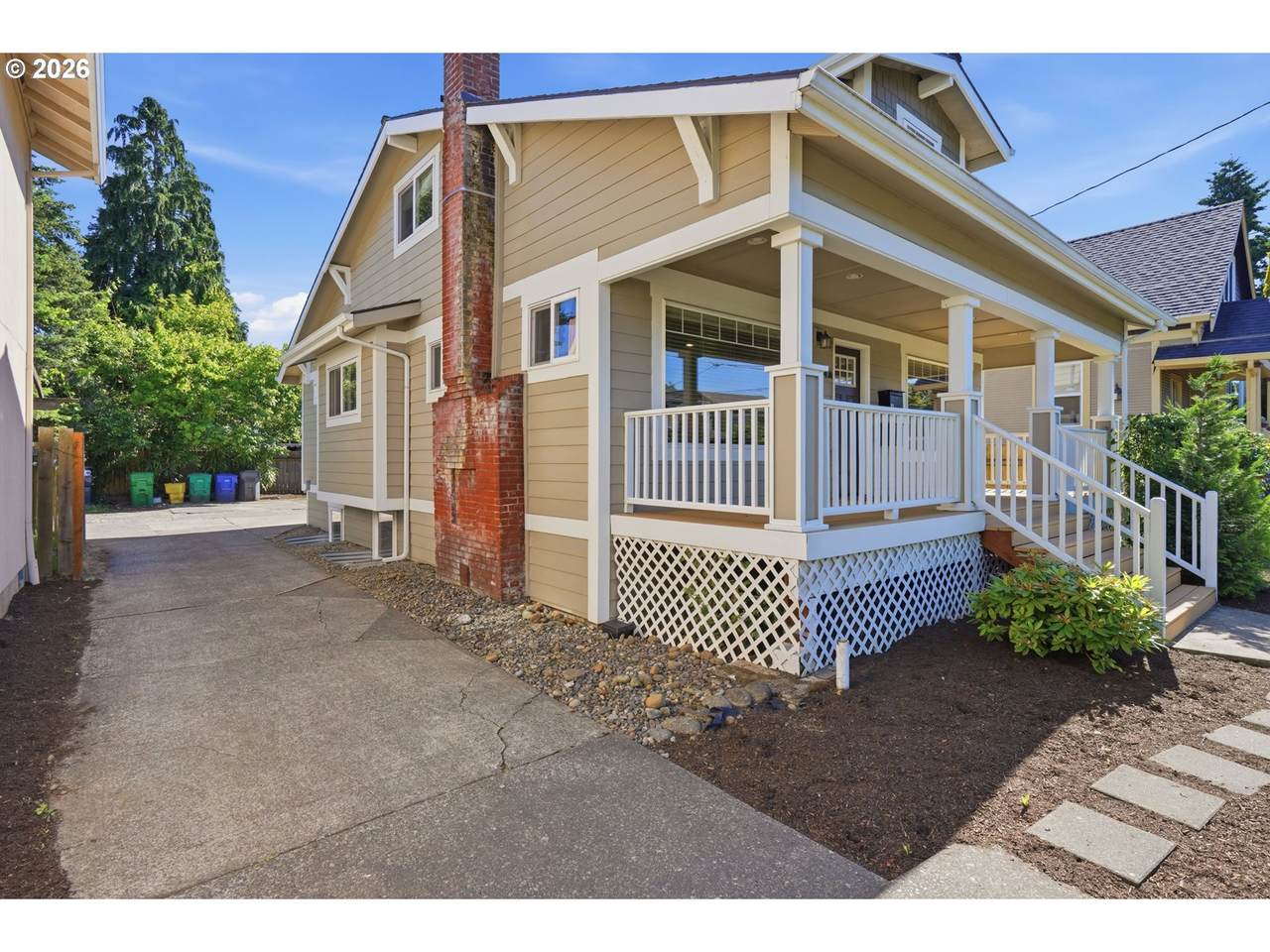https://bt-photos.global.ssl.fastly.net/portland/1280_boomver_1_466392990-2.jpg