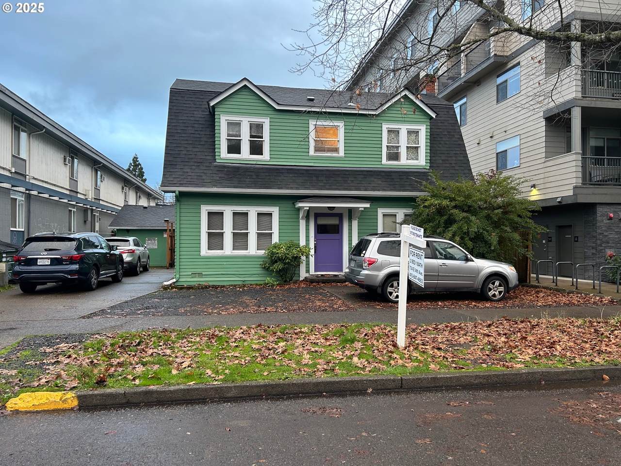 734 14TH Ave - Photo 1