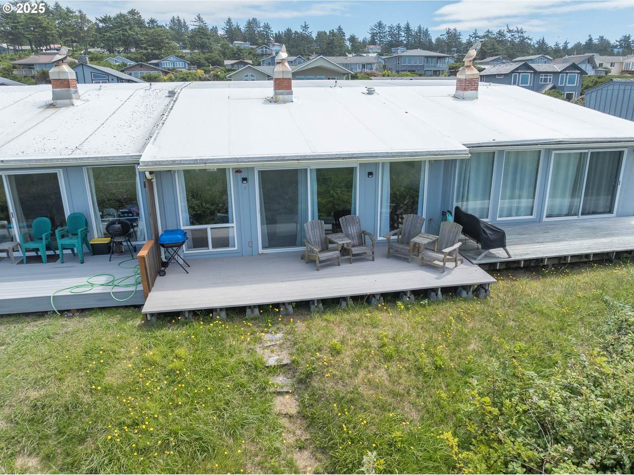 3304 Oceania Dr - Photo 1