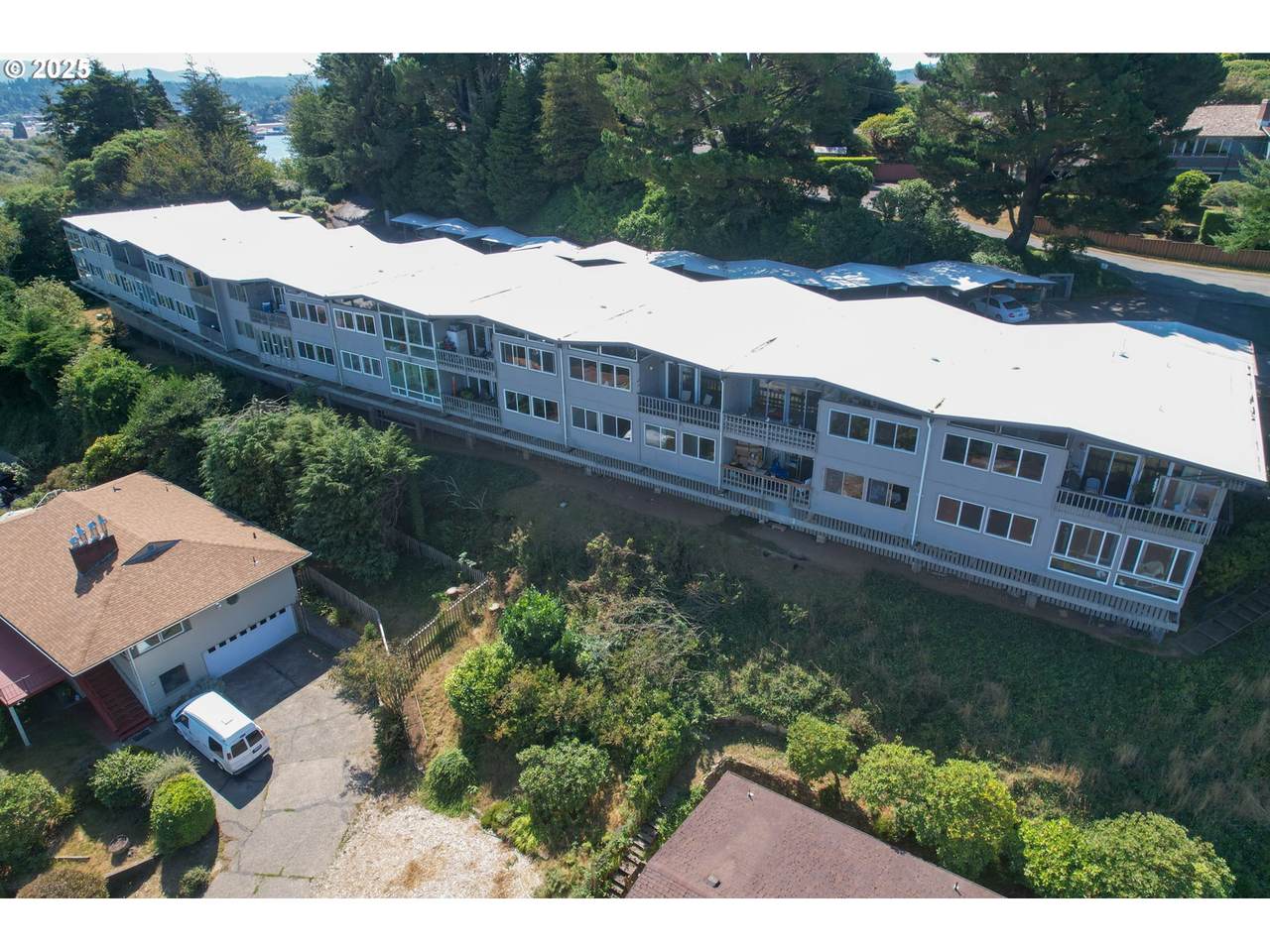290 3RD Ct - Photo 1