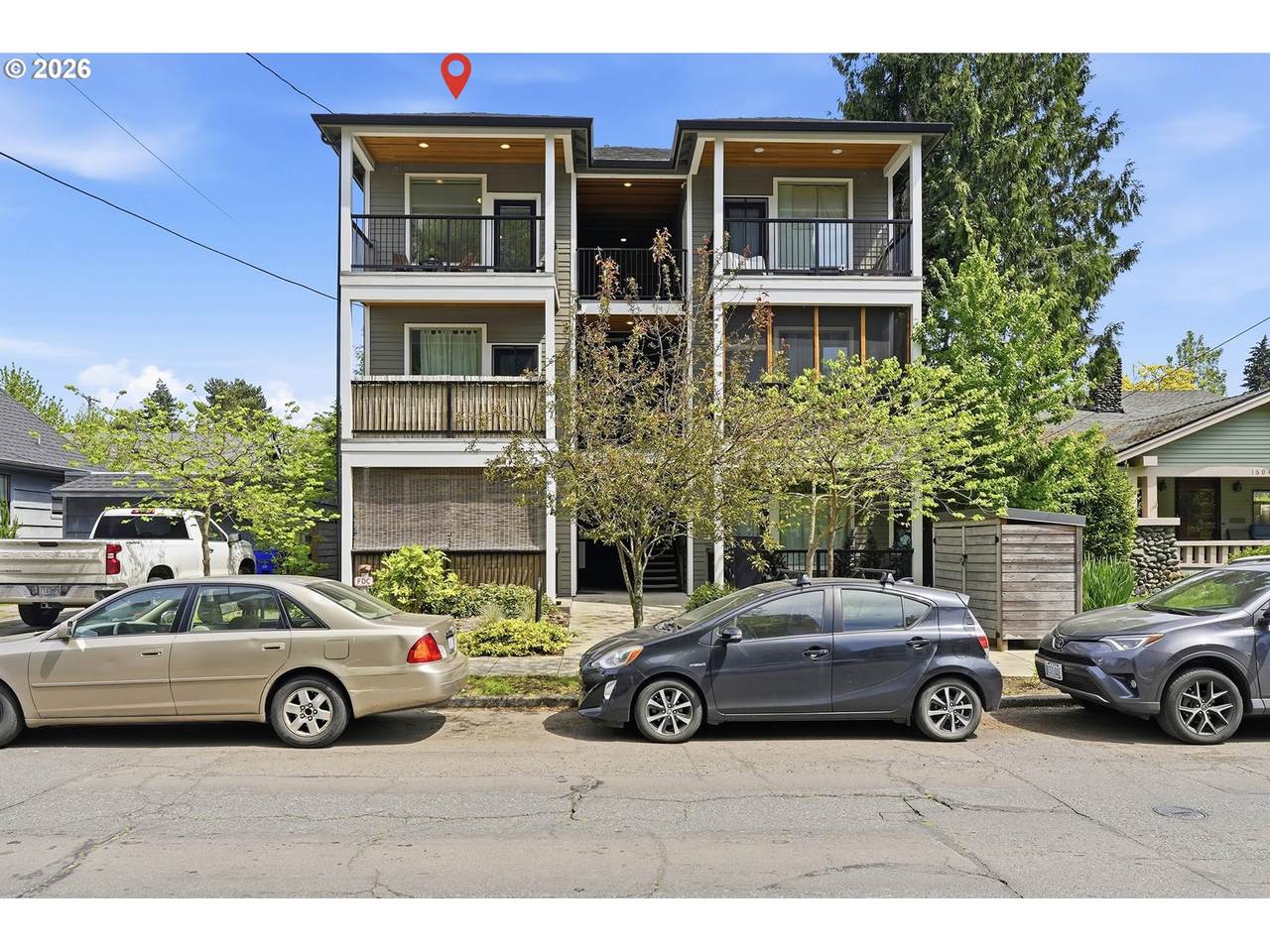 https://bt-photos.global.ssl.fastly.net/portland/1280_boomver_1_467806055-2.jpg