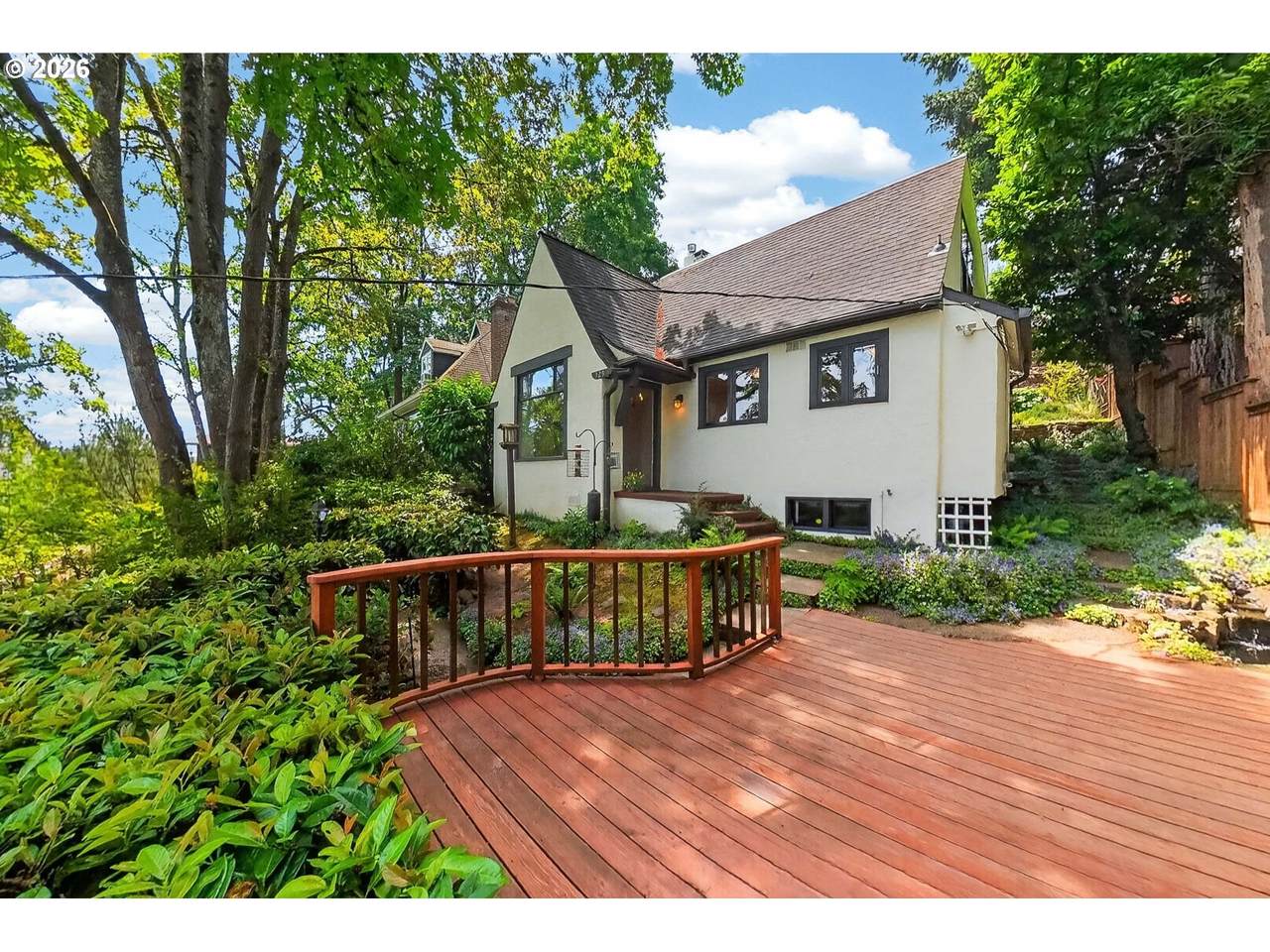 329 Gilham Ave - Photo 1