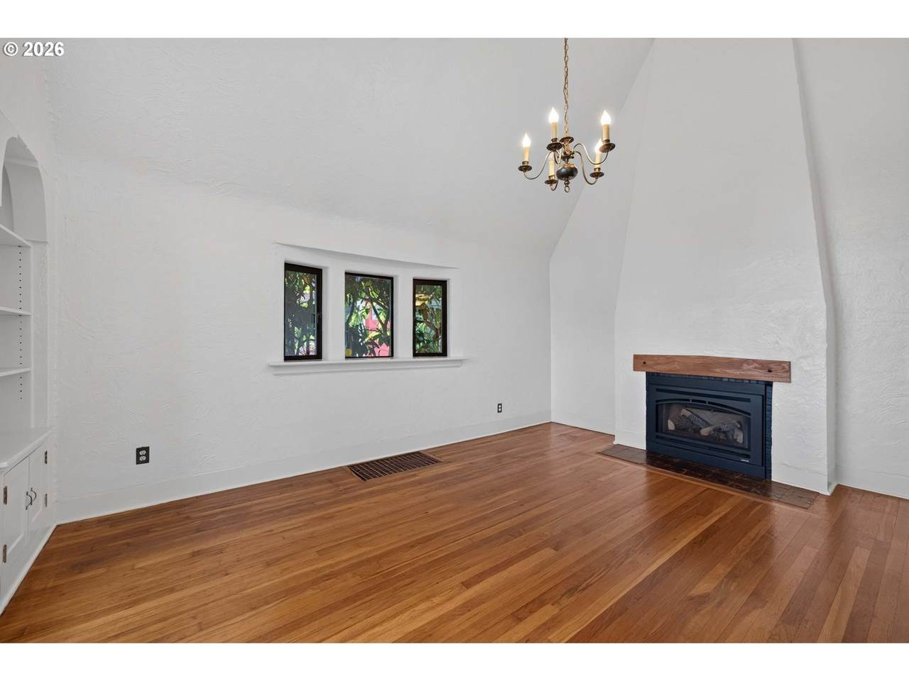 https://bt-photos.global.ssl.fastly.net/portland/1280_boomver_1_469816488-2.jpg