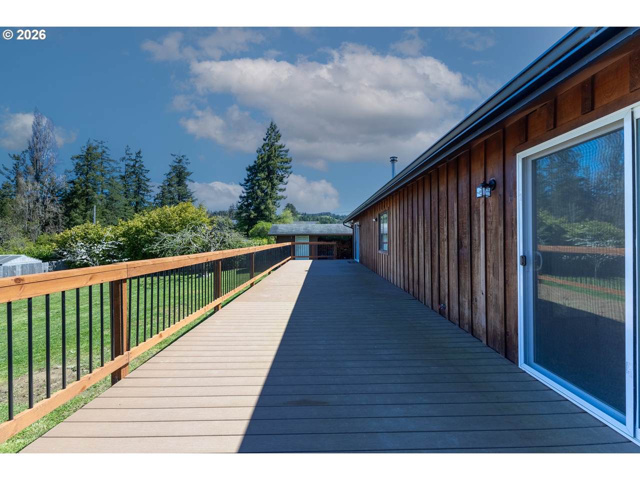 https://bt-photos.global.ssl.fastly.net/portland/1280_boomver_1_472569367-2.jpg