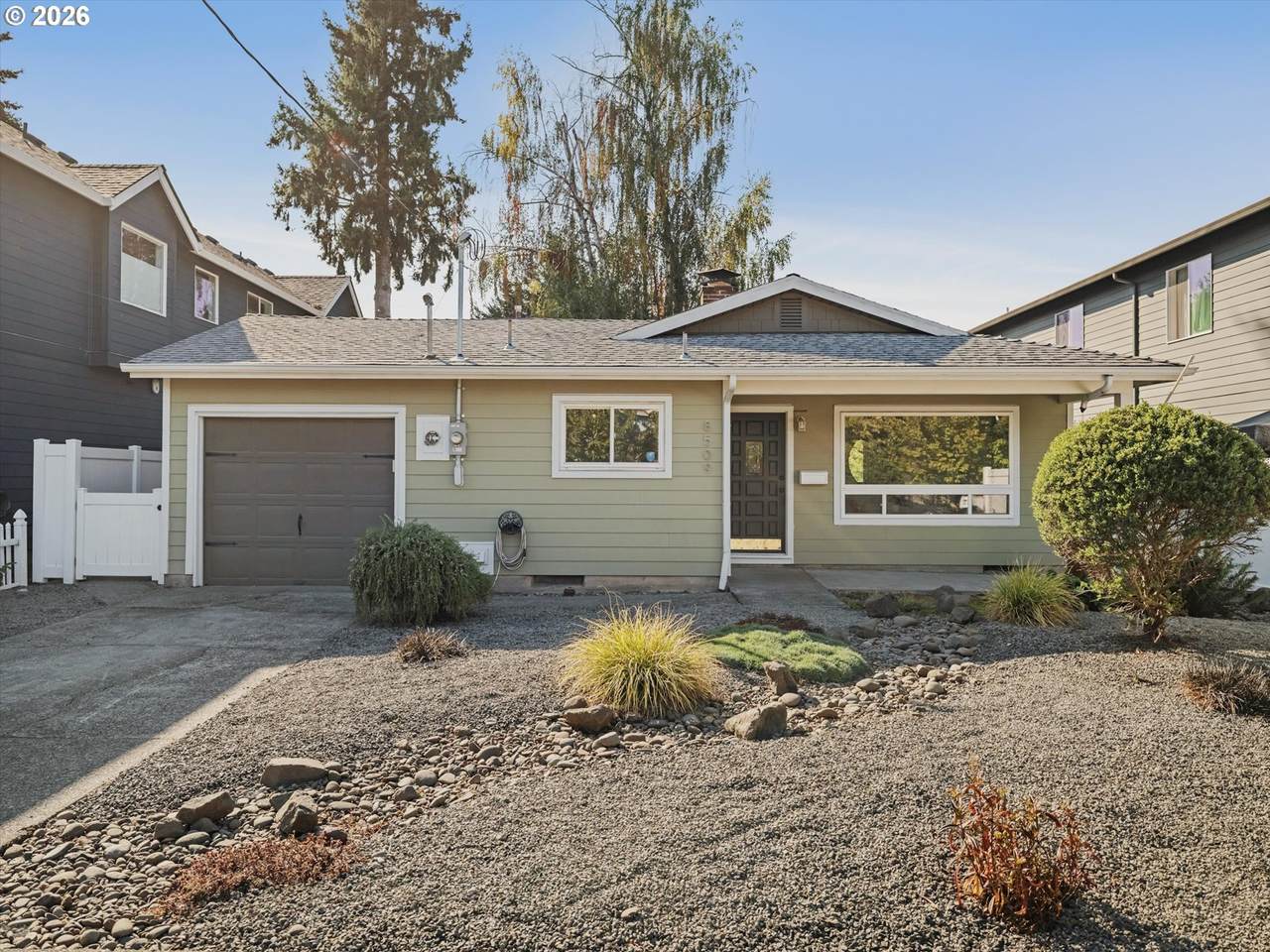 8509 Newman Ave - Photo 1
