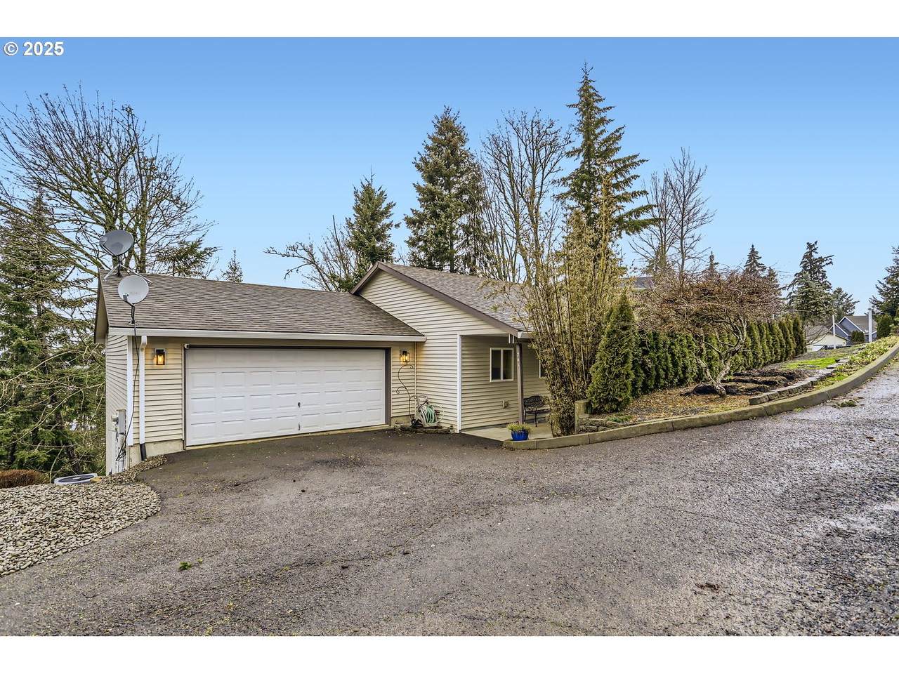 741 Forest Glen Rd - Photo 1