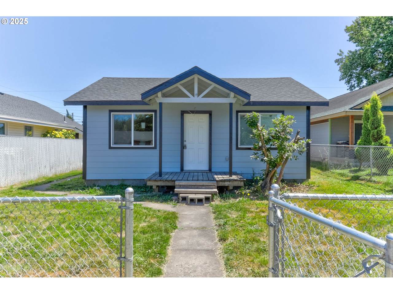 356 19TH Ave - Photo 1