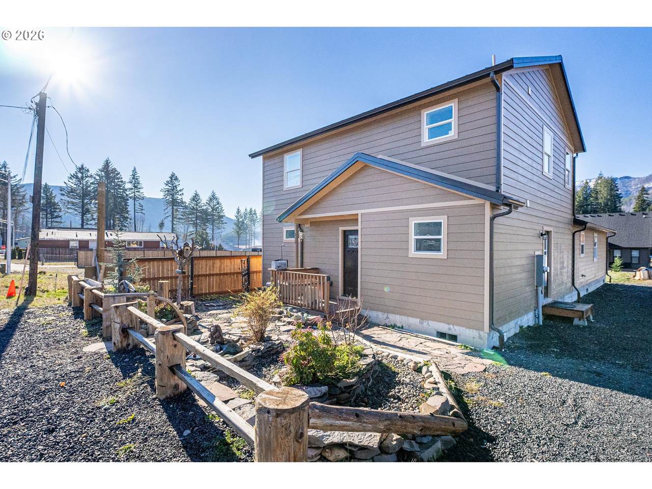 https://bt-photos.global.ssl.fastly.net/portland/1280_boomver_1_476595349-2.jpg