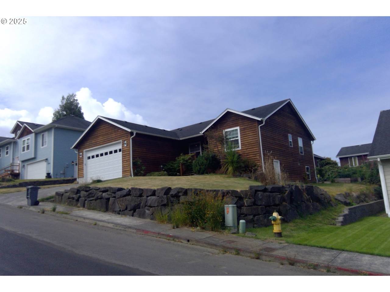 1410 Alder Dr - Photo 1