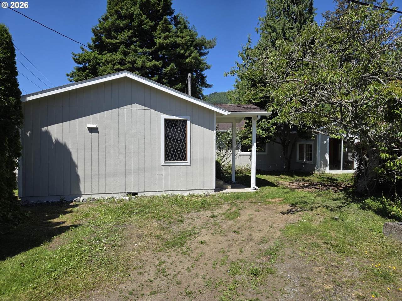 https://bt-photos.global.ssl.fastly.net/portland/1280_boomver_1_478438947-2.jpg