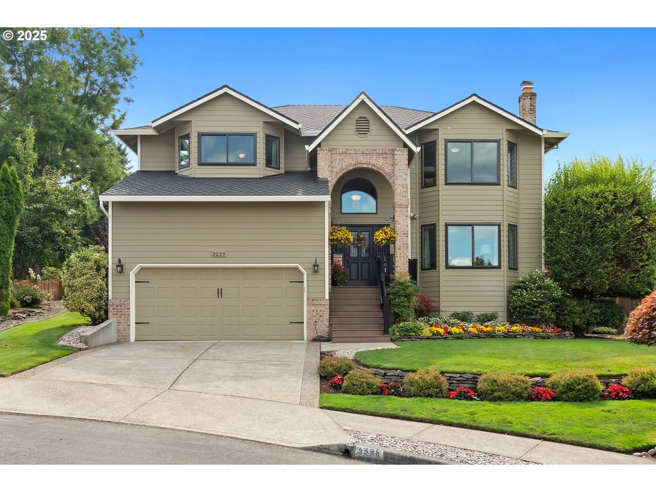 3229 Mawrcrest Pl - Photo 1
